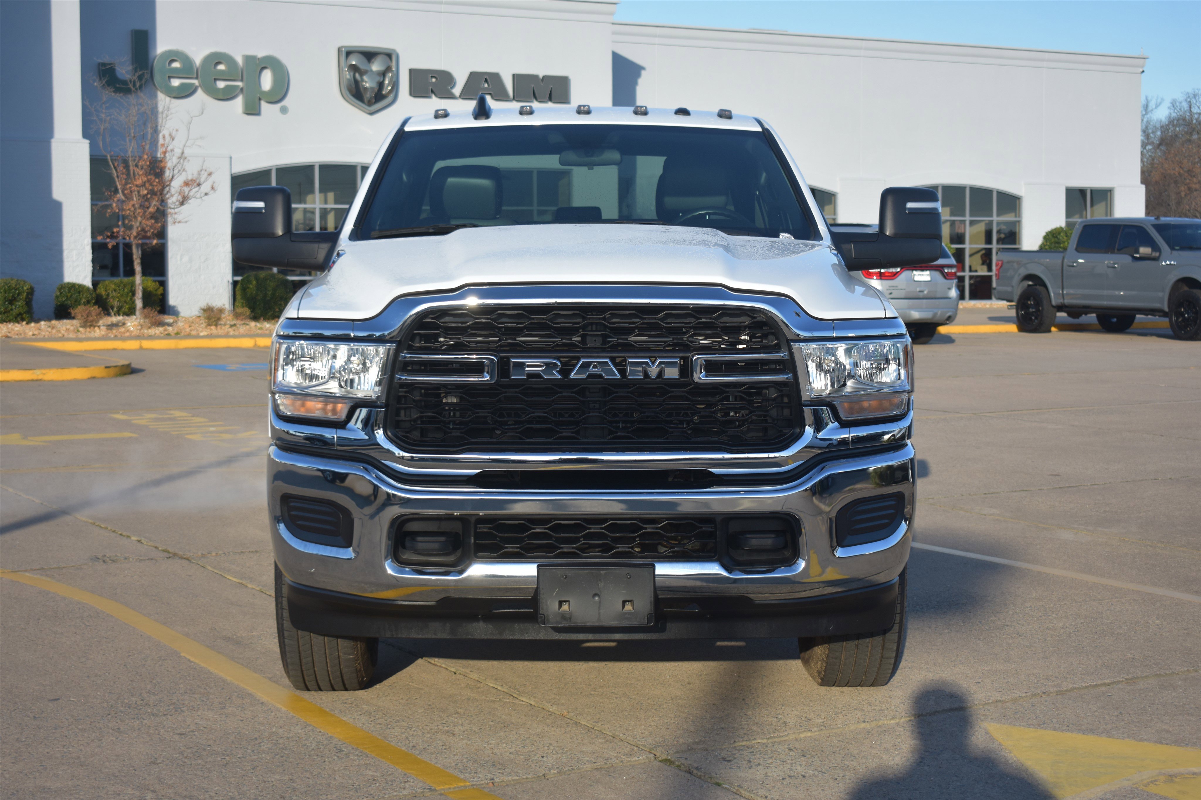 Used 2023 RAM Ram 3500 Pickup Tradesman with VIN 3C63R3CJ4PG555281 for sale in Little Rock