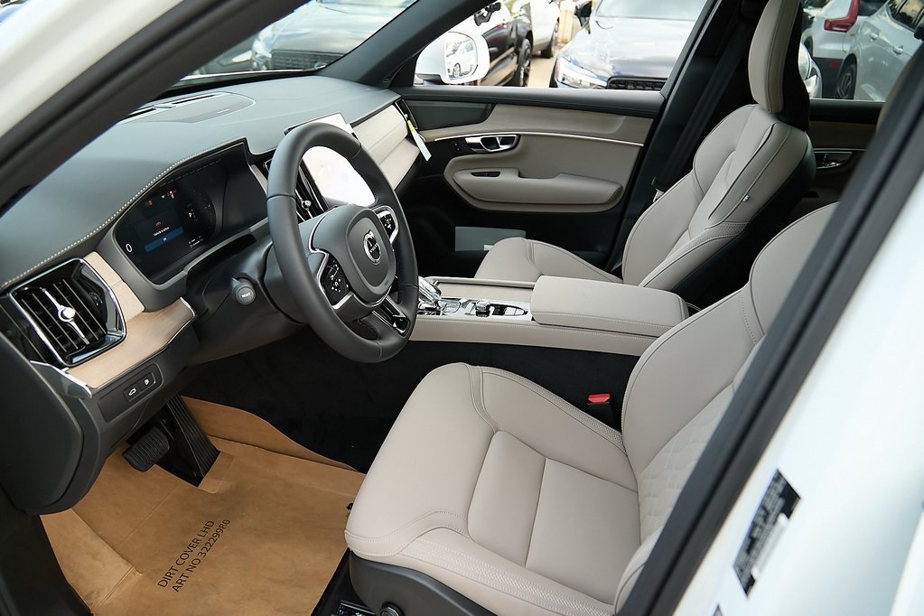 2026 VOLVO XC90 - Image 15