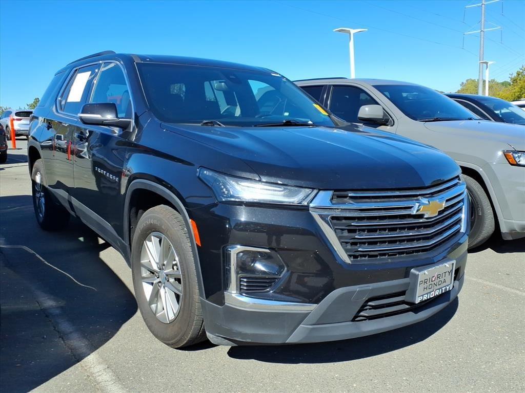2023 Chevrolet Traverse Cloth photo 3