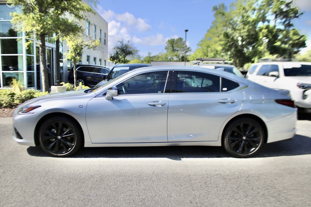2023 Lexus ES 350 F SPORT photo 9