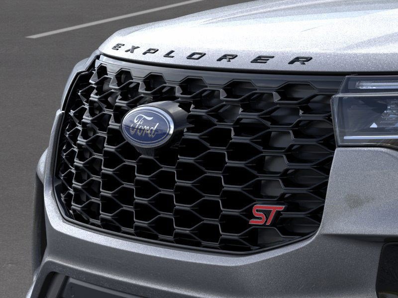 2025 Ford Explorer ST photo 16