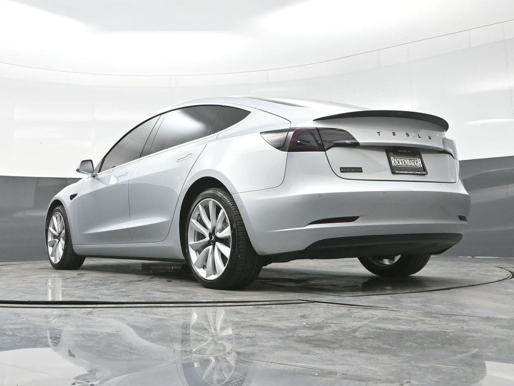 2018 Tesla Model 3 Long Range photo 19