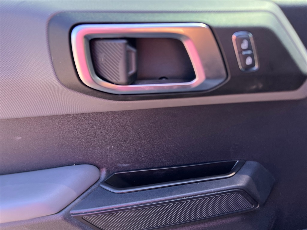 2022 Ford Bronco Big Bend photo 10