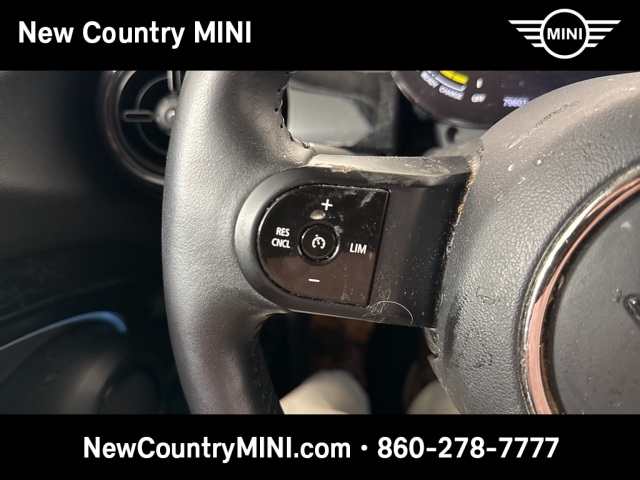 2022 Mini Cooper SE Signature photo 23