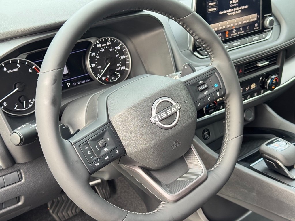 2026 Nissan Rogue SV photo 7