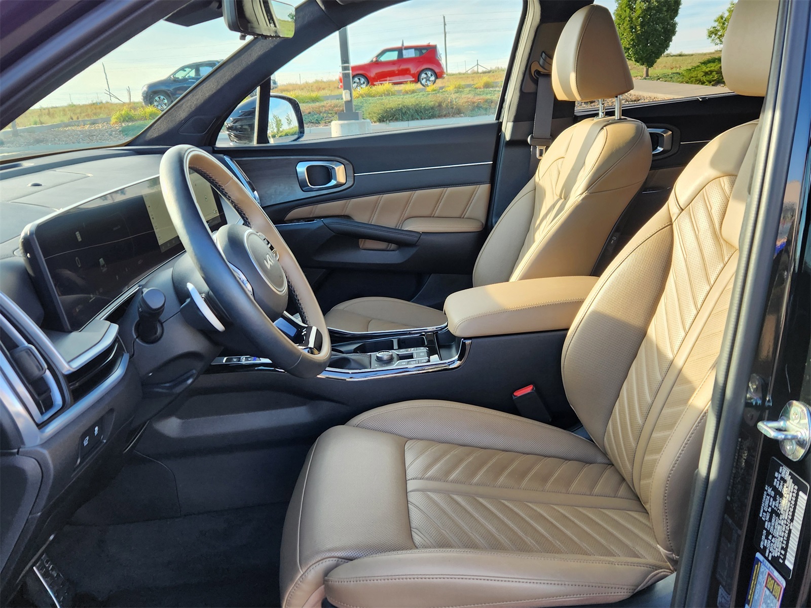 2024 Kia Sorento X-Pro SX Prestige photo 3