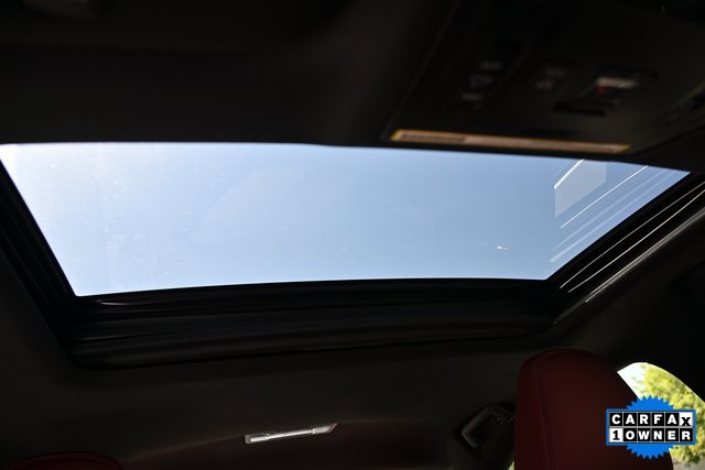 2022 Lexus IS 300 photo 6