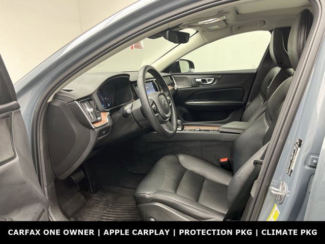 2024 Volvo S60 Plus photo 3