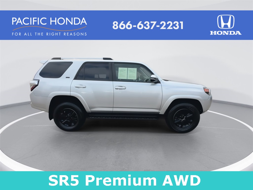 2020 Toyota 4Runner SR5 Premium photo 12