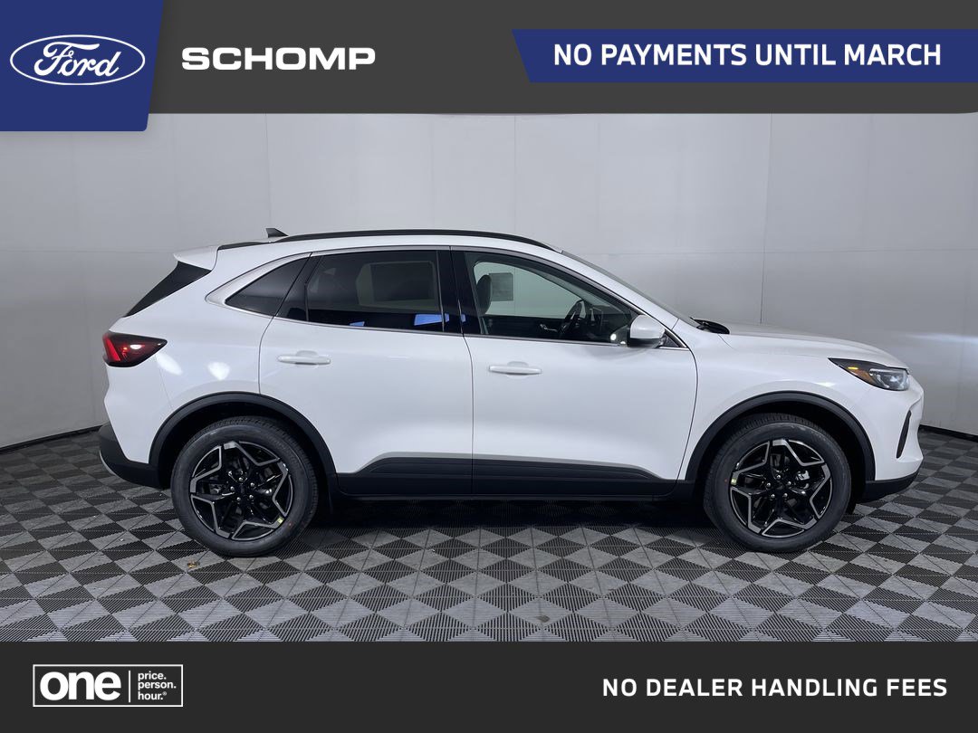 2026 Ford Escape Platinum's photo