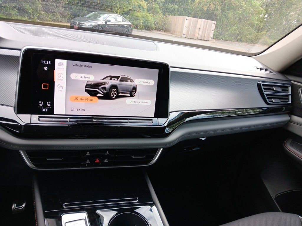 2025 Volkswagen Atlas Peak Edition photo 16