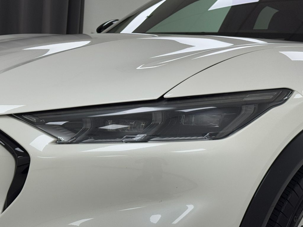 2022 Ford Mustang Mach-E Premium photo 36