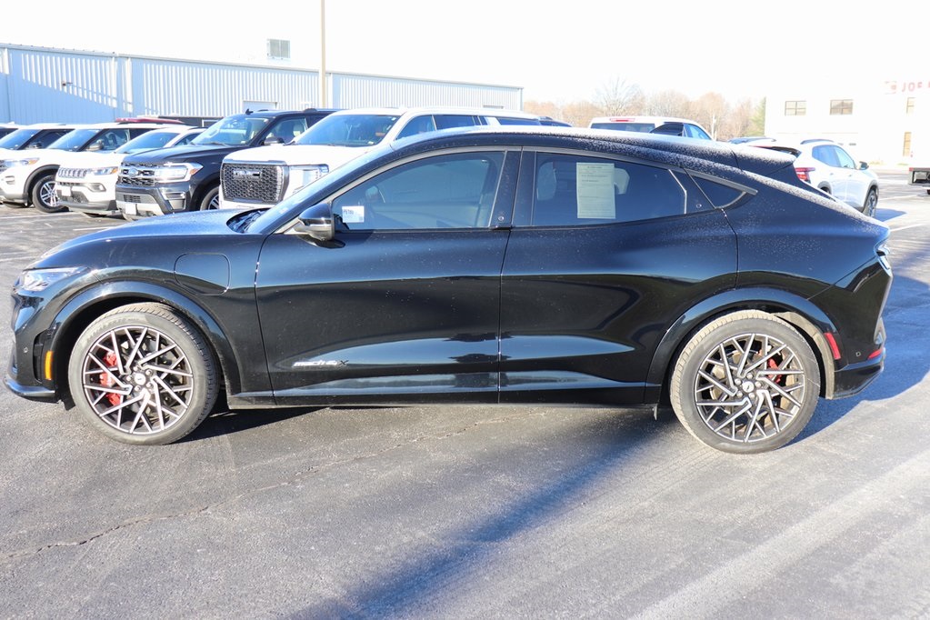 2022 Ford Mustang Mach-E GT photo 4