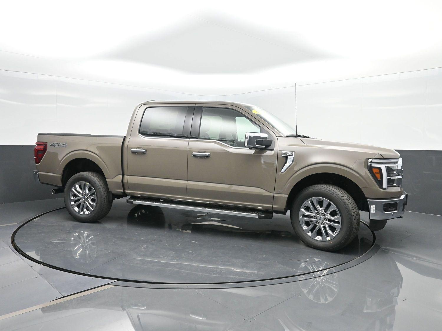 2025 Ford F-150 Lariat photo 3