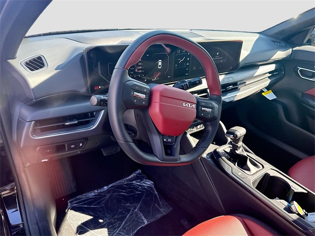 2025 Kia K4 GT-Line photo 9