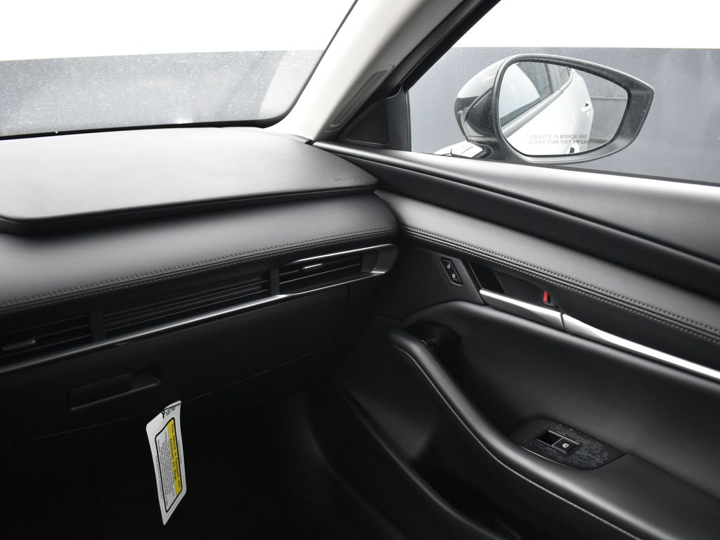 2025 Mazda Mazda3 2.5 Select Sport photo 13