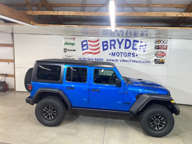 2026 Jeep Wrangler Base's photo