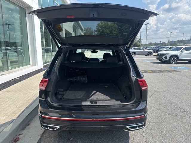 2022 Volkswagen Tiguan SEL Premium R-Line photo 19