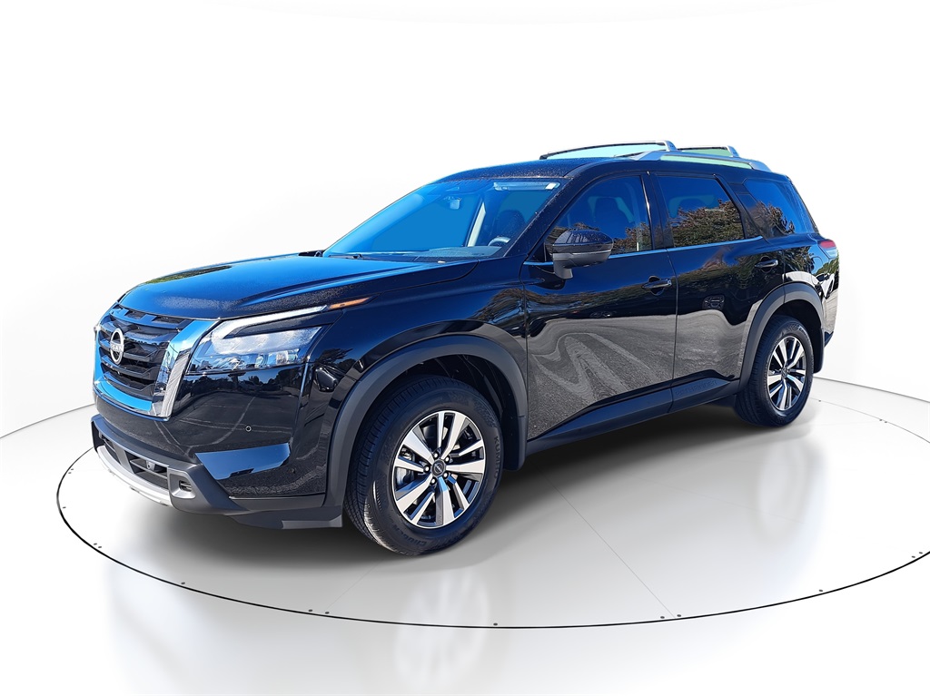 2025 Nissan Pathfinder SL photo 4