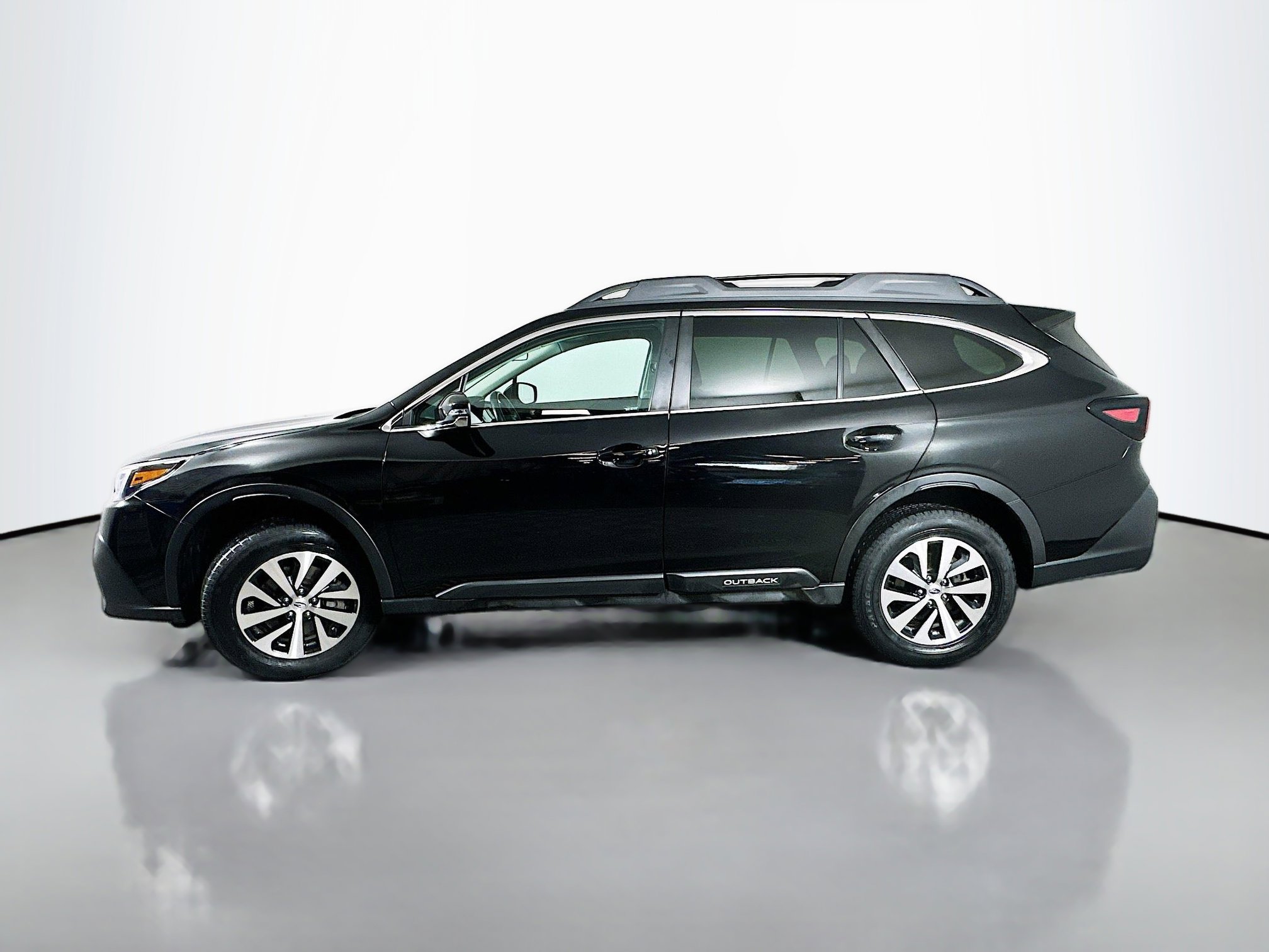 2022 Subaru Outback Premium photo 4