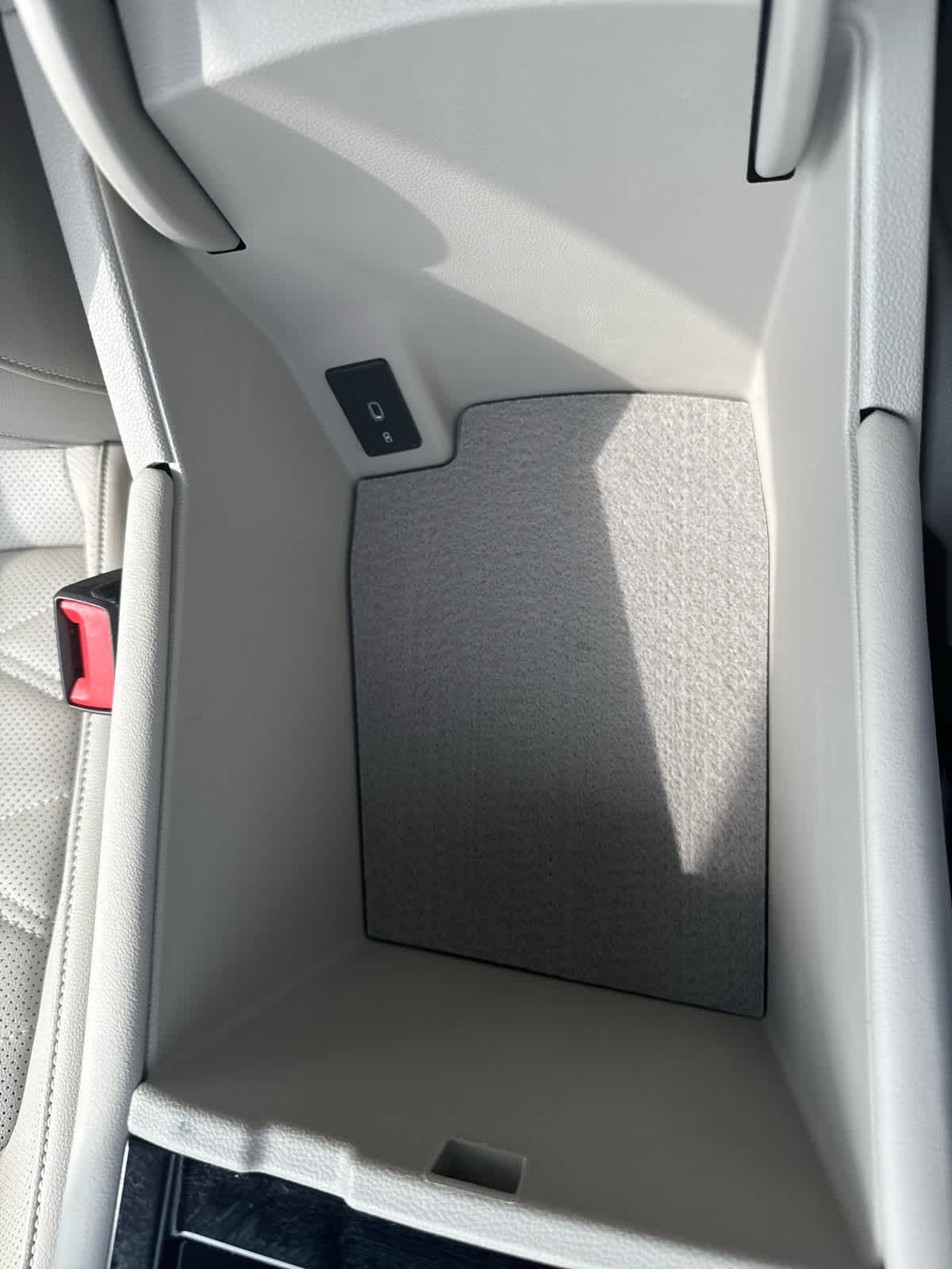 2025 Volkswagen Atlas SE Technology photo 30