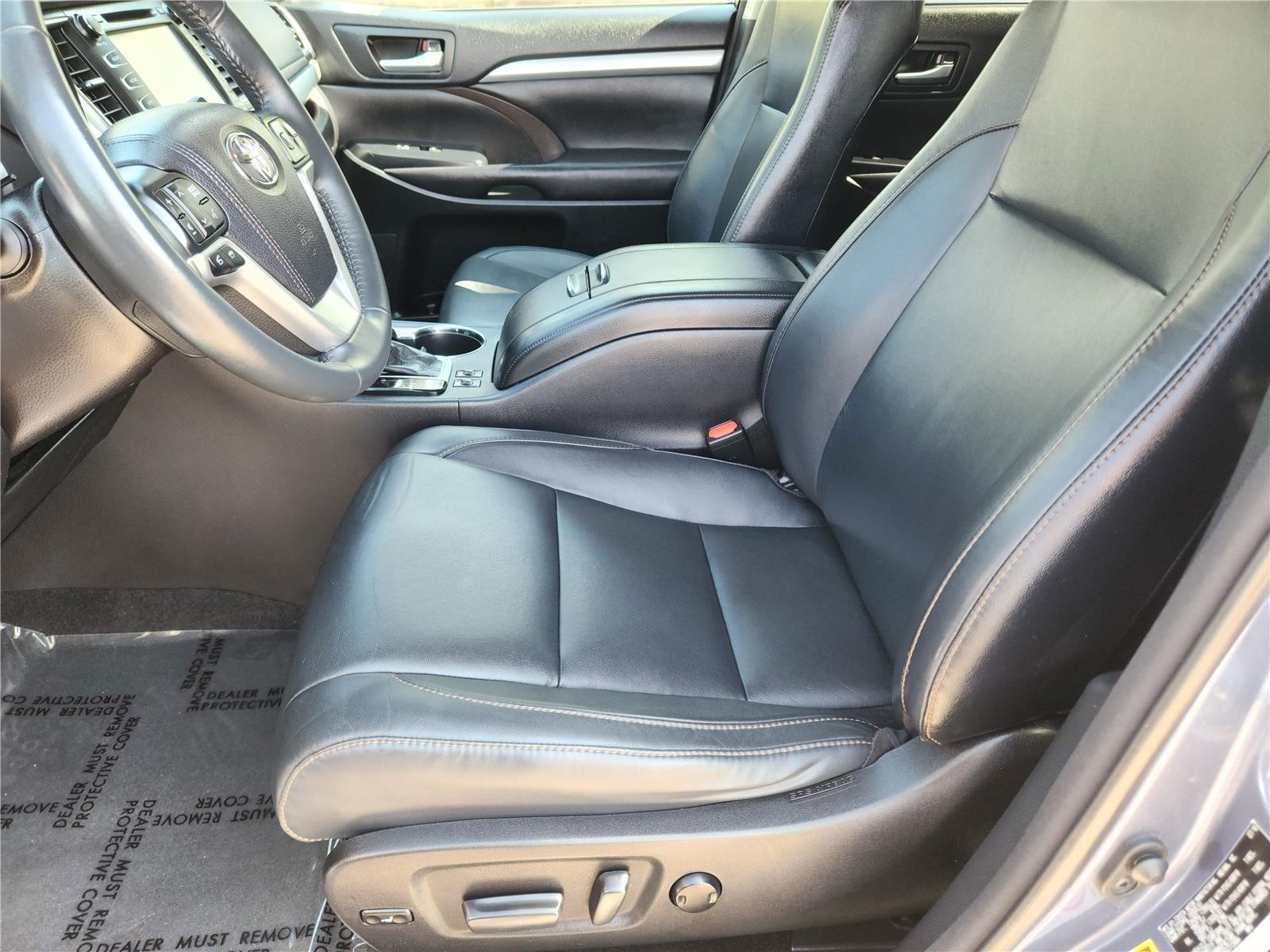 2016 Toyota Highlander Base Hybrid photo 8