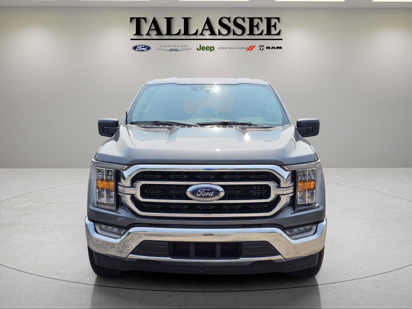 2023 Ford F-150 XLT photo 2