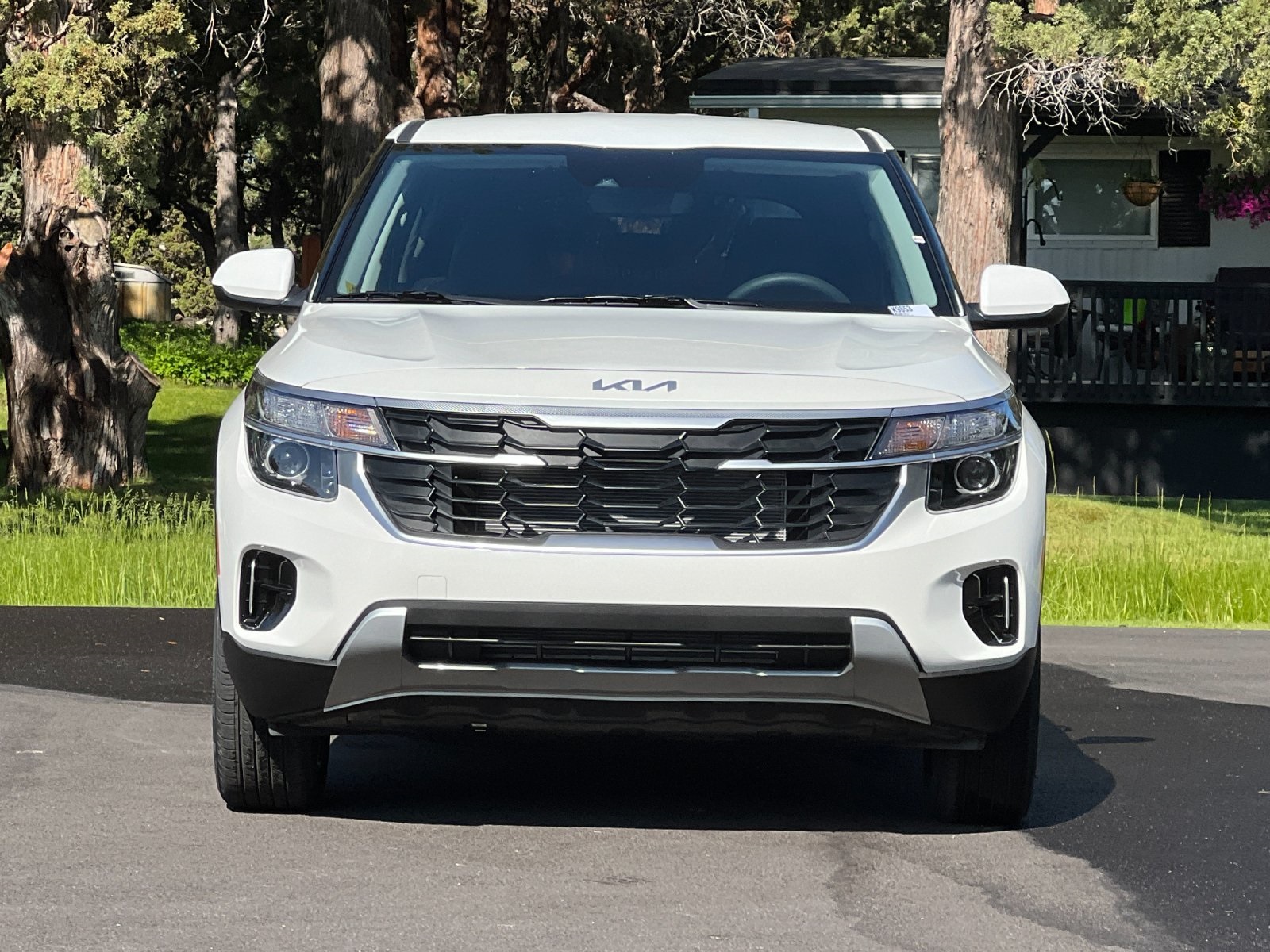 2025 Kia Seltos LX photo 7