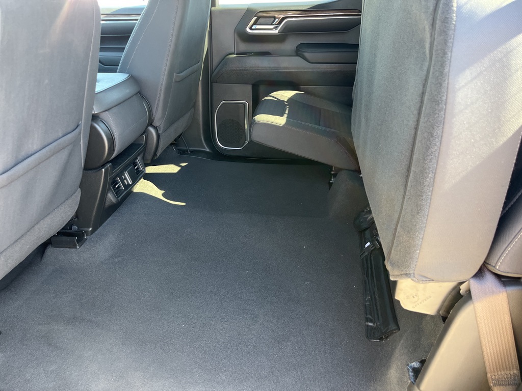 Used 2024 Black Chevrolet LT image 31