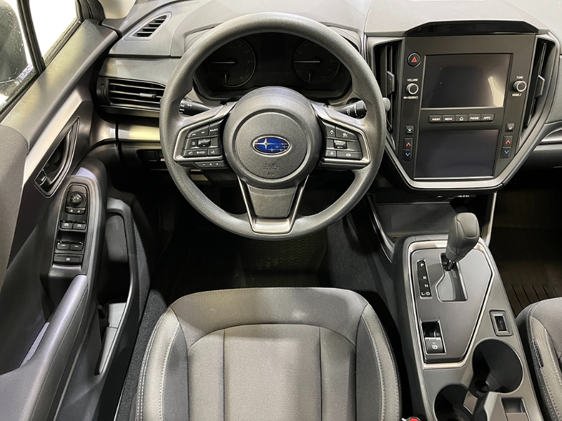 2025 Subaru Impreza Base photo 13
