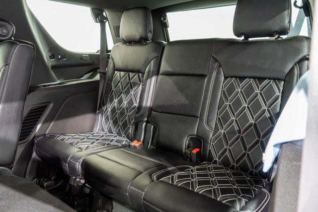 2024 Gmc Yukon SLE photo 11