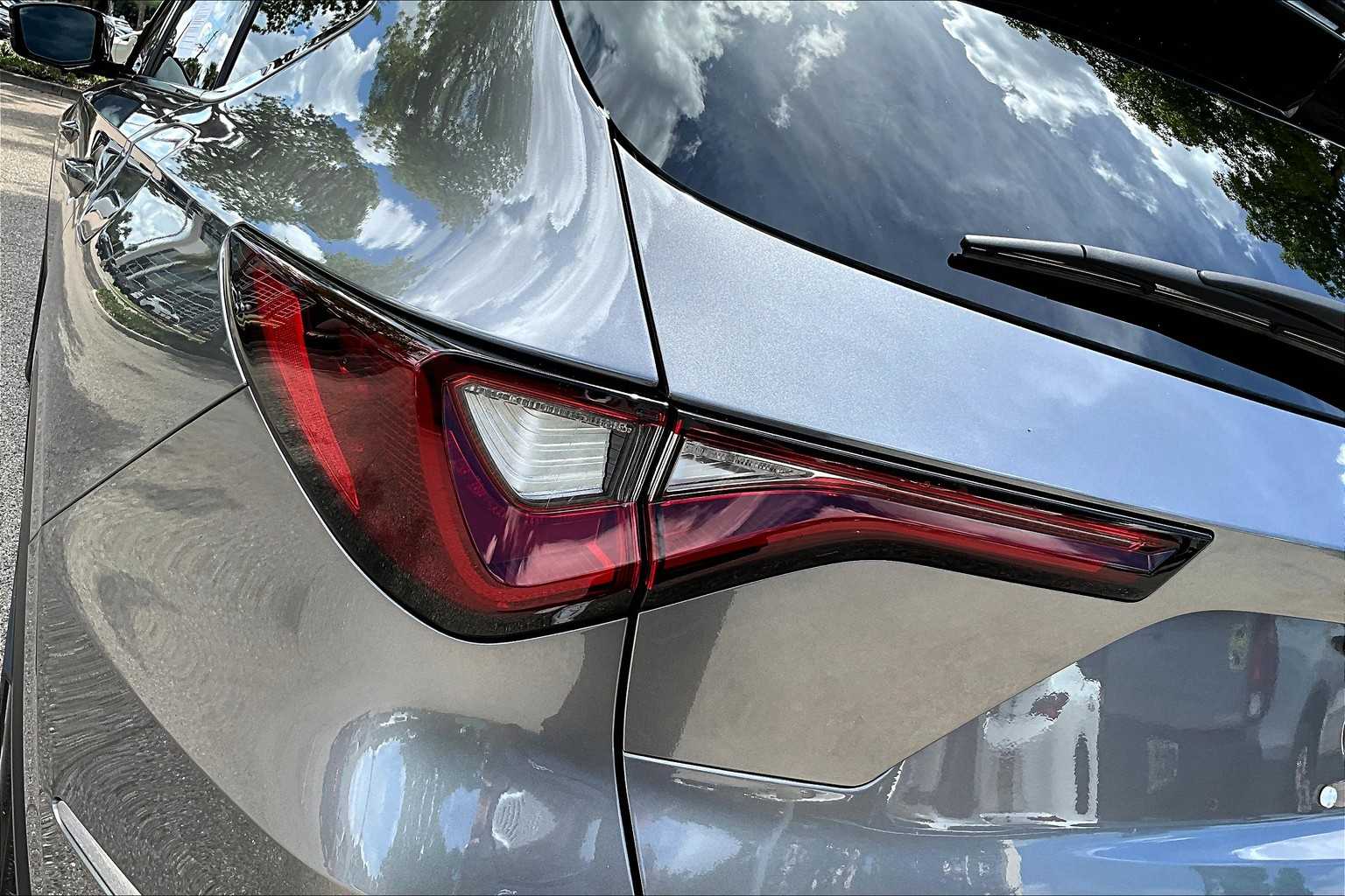 2025 Acura MDX SH-AWD photo 27