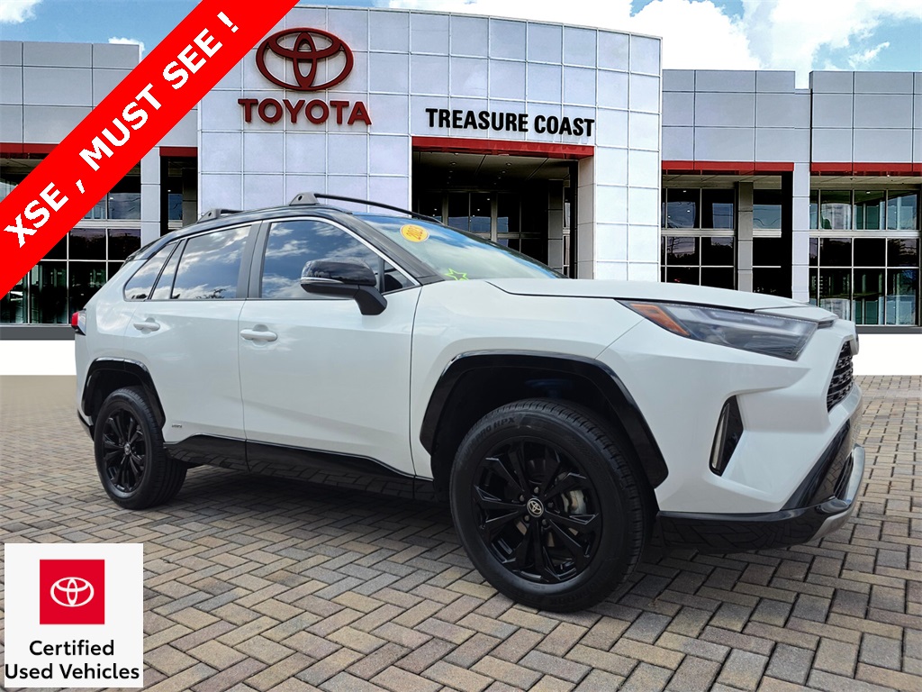 2023 Toyota RAV4 XSE's photo