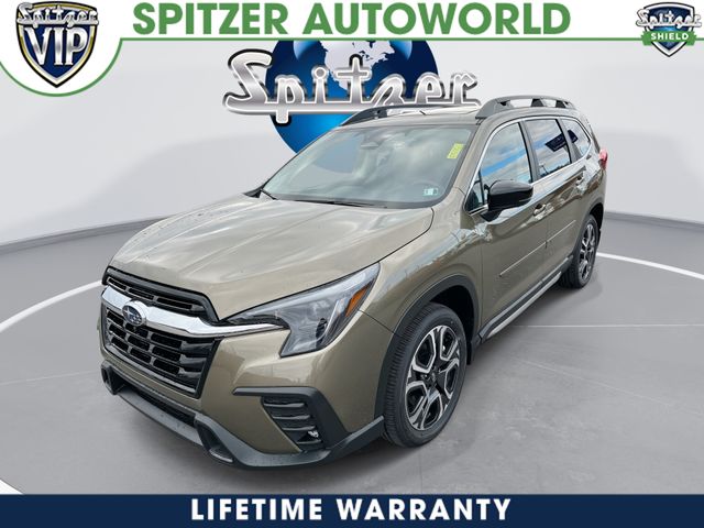 2025 Subaru Ascent Limited's photo