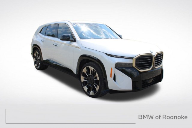 2023 BMW XM Base