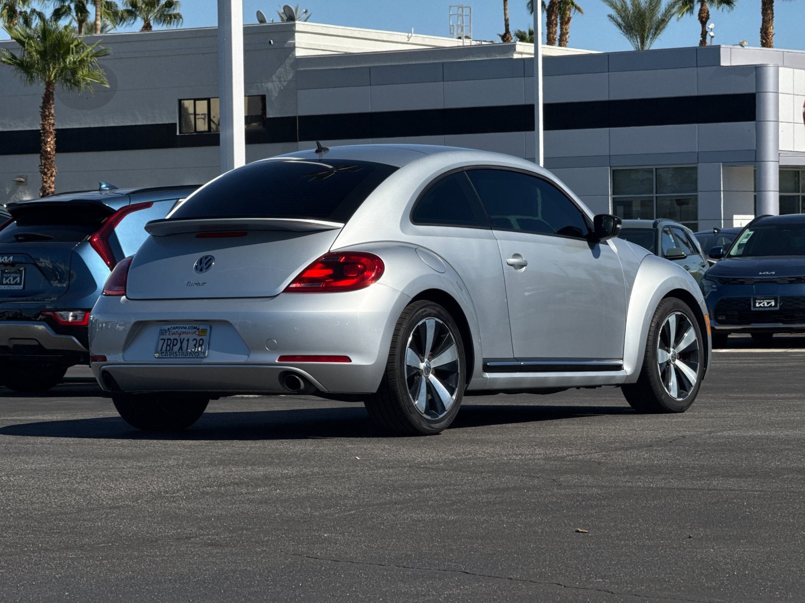 2013 Volkswagen Beetle Sport photo 3