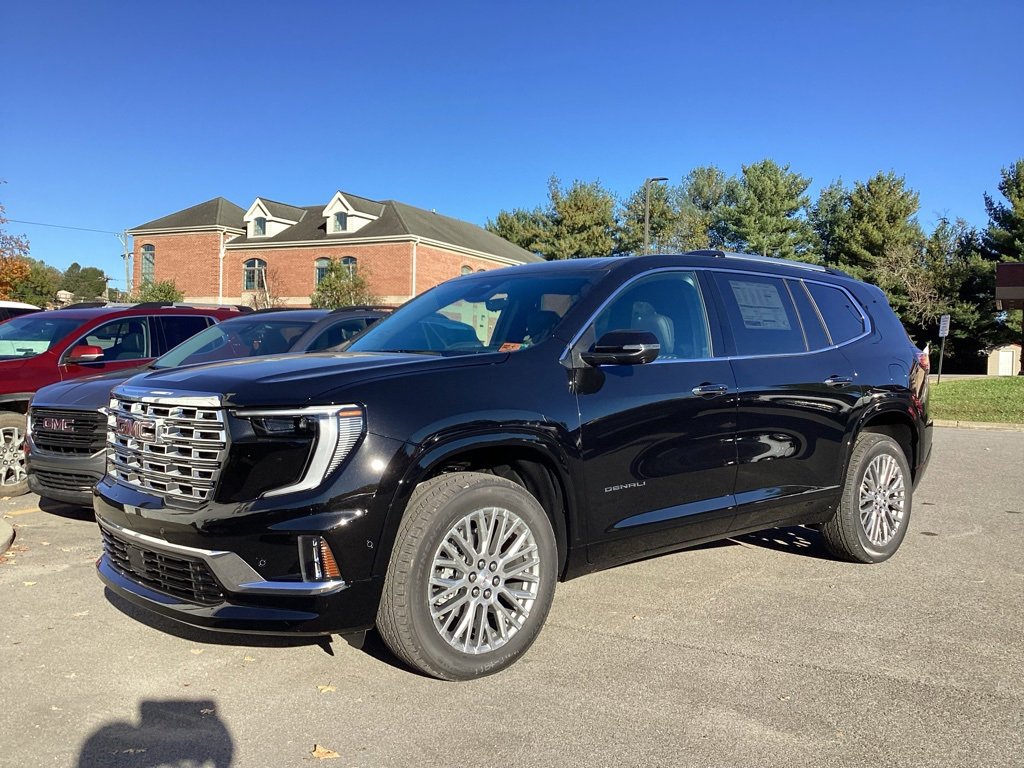 2026 GMC Acadia Denali's photo