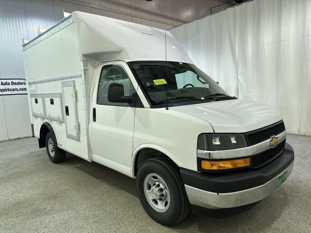 2025 Chevrolet Express Cutaway 3500 1WT
