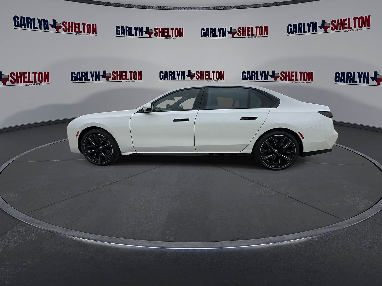 Used 2024 Mineral White Metallic BMW EDRIVE50 image 5