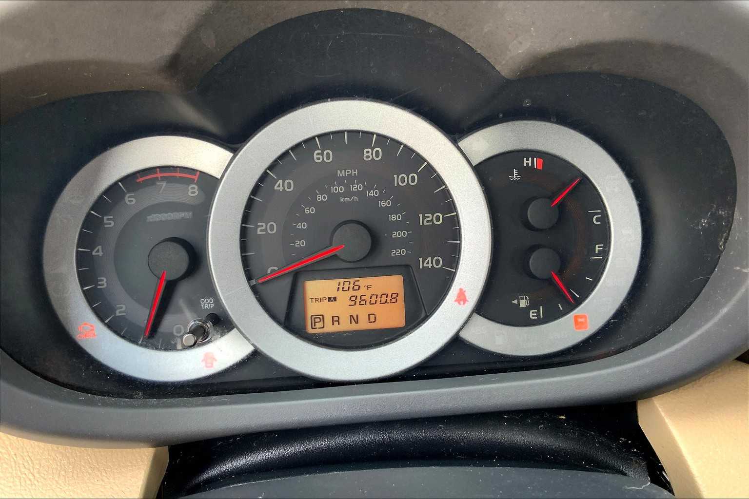 2010 Toyota RAV4 Base photo 22