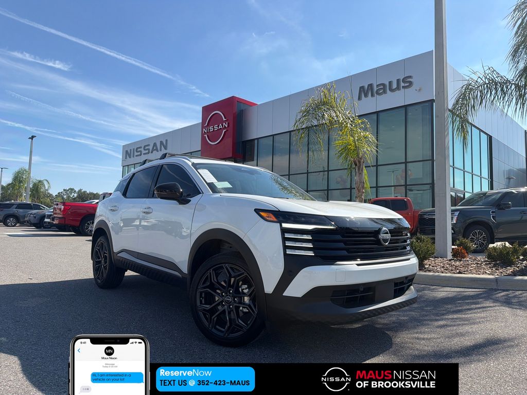 2026 Nissan KICKS SR's photo