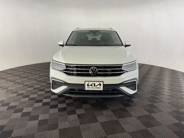 2022 Volkswagen Tiguan SE photo 2