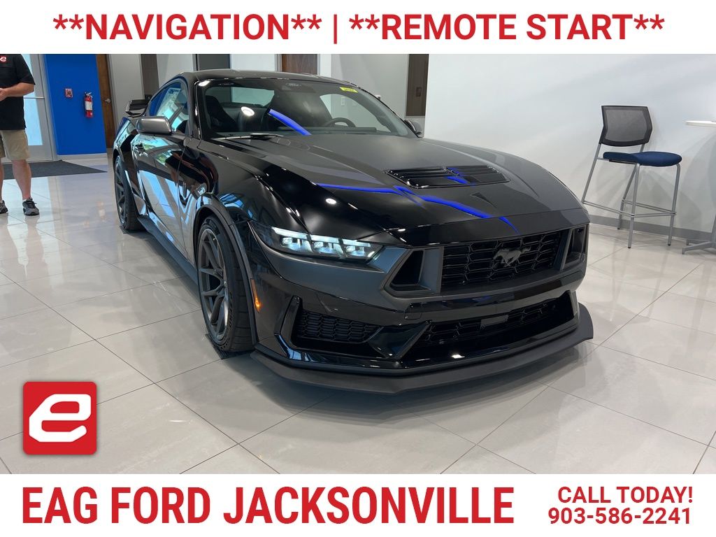 2025 Ford Mustang Dark Horse's photo