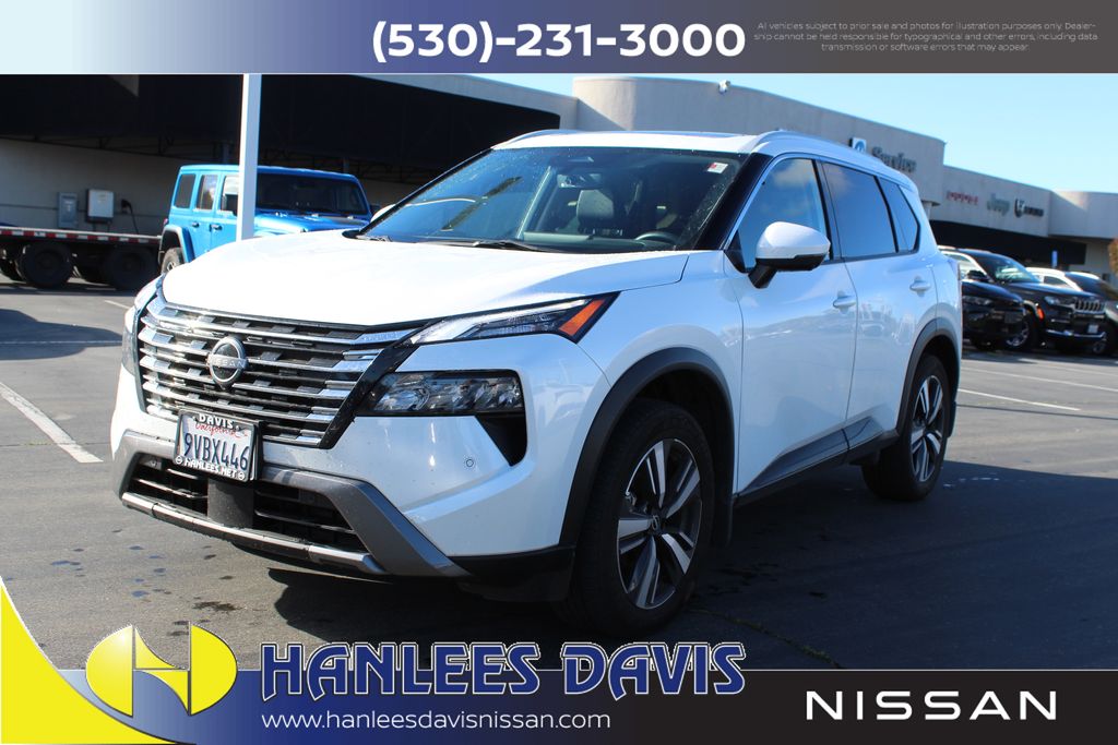 2024 Nissan Rogue SL photo 3