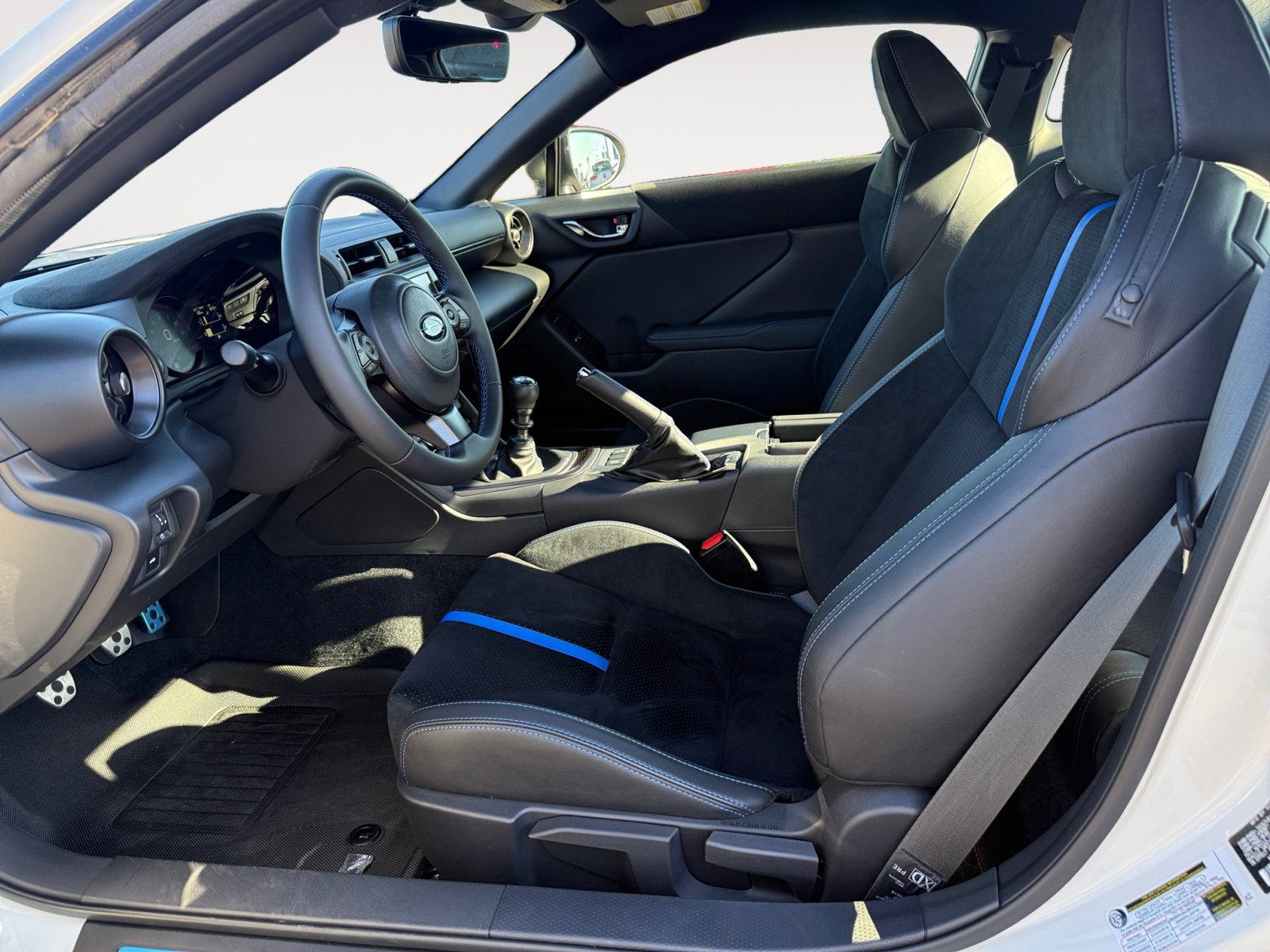 2024 Subaru BRZ tS photo 10