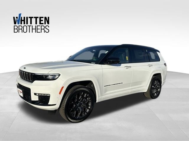 2025 Jeep Grand Cherokee L Summit's photo