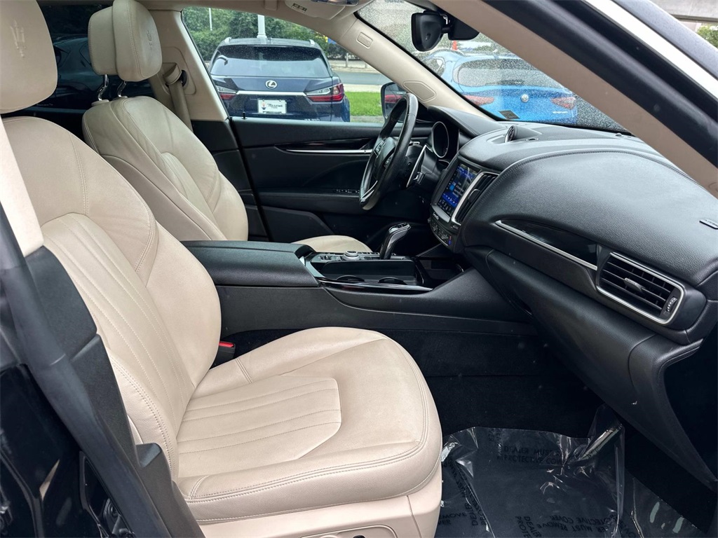 2020 Maserati Levante S photo 15
