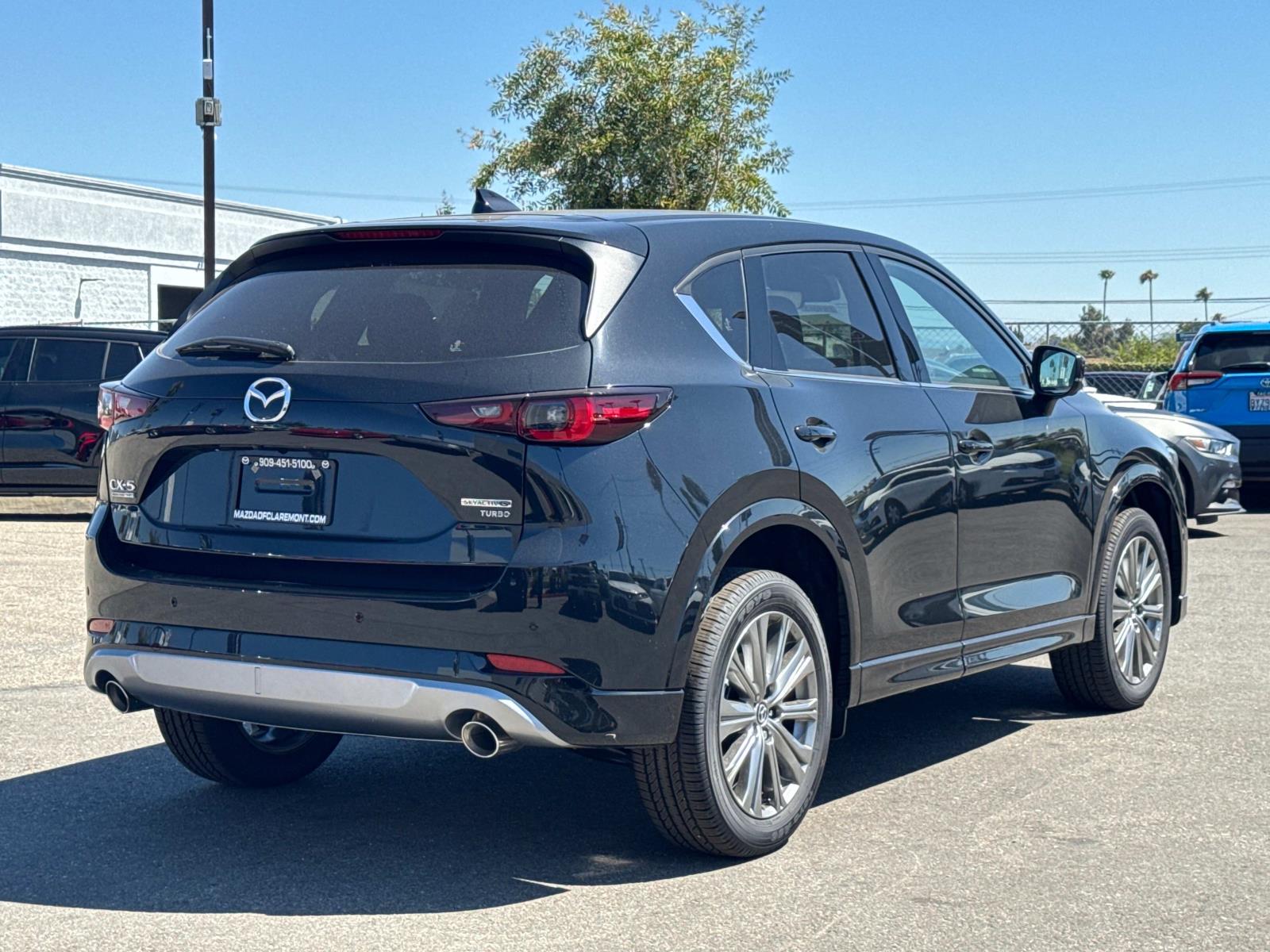 2025 Mazda CX-5 2.5 Turbo Signature photo 2