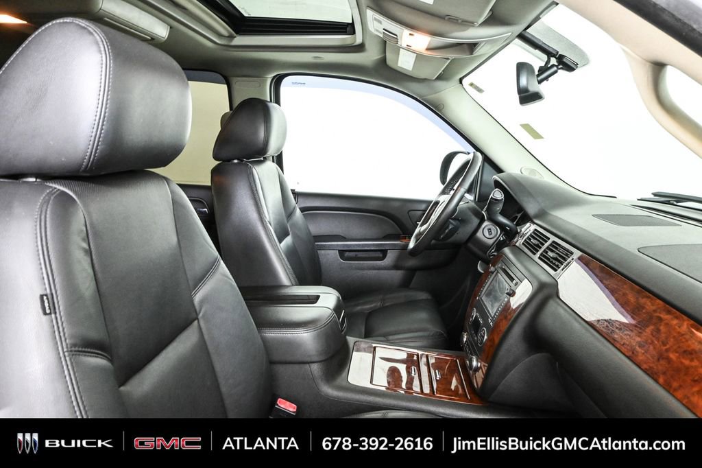 2013 Chevrolet Tahoe LTZ photo 20