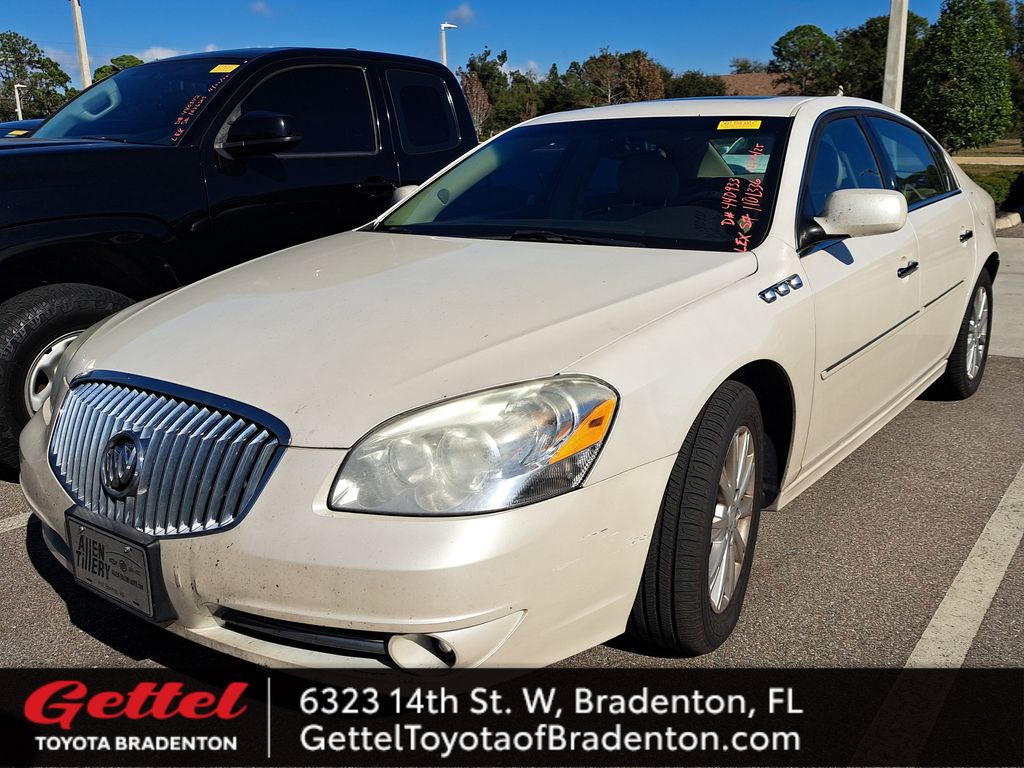 2010 Buick Lucerne CXL's photo
